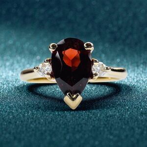 14K Gold Natural Indian Garnet & Diamond Ring - Size 6- 1.5 CT- Solitaire -2.1g